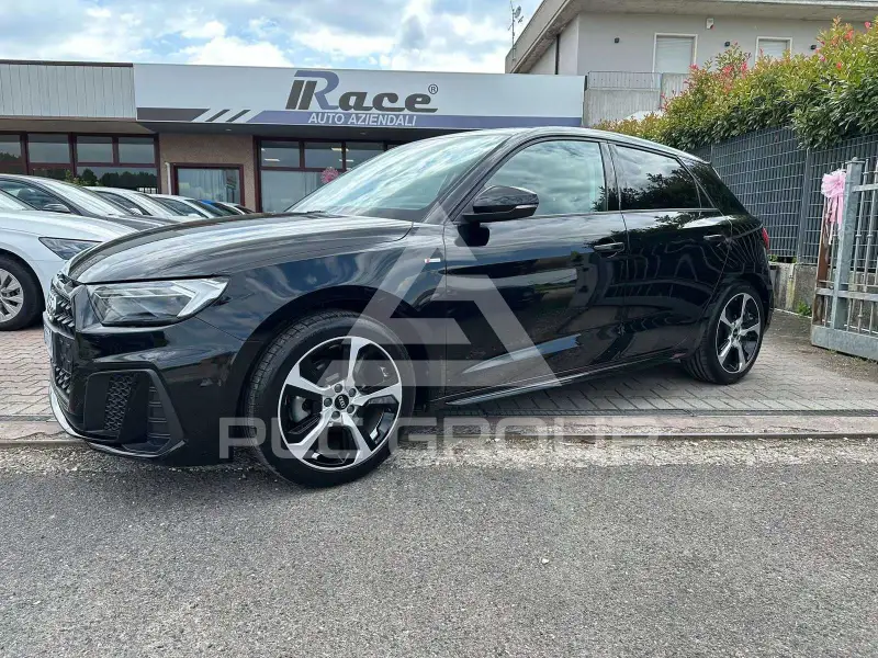 2022 Audi A1
