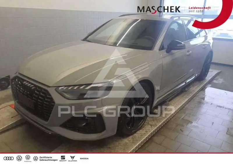 2022 Audi RS4