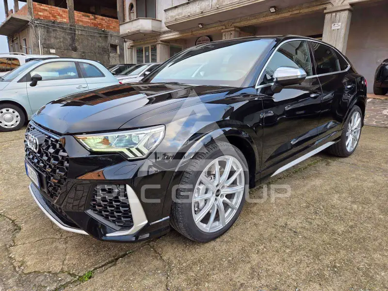 2022 Audi RSQ3