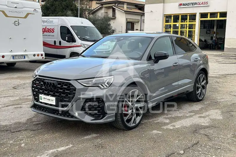2022 Audi RSQ3