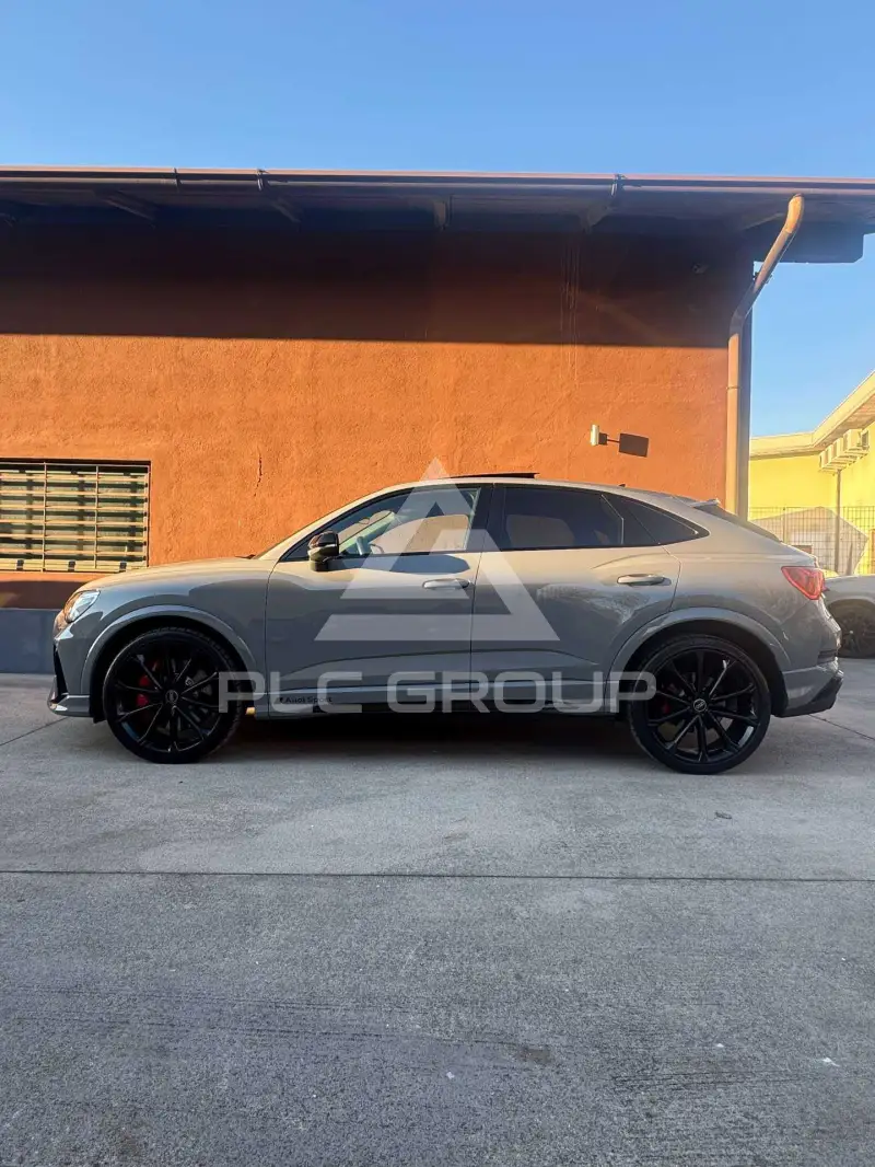 2022 Audi RSQ3