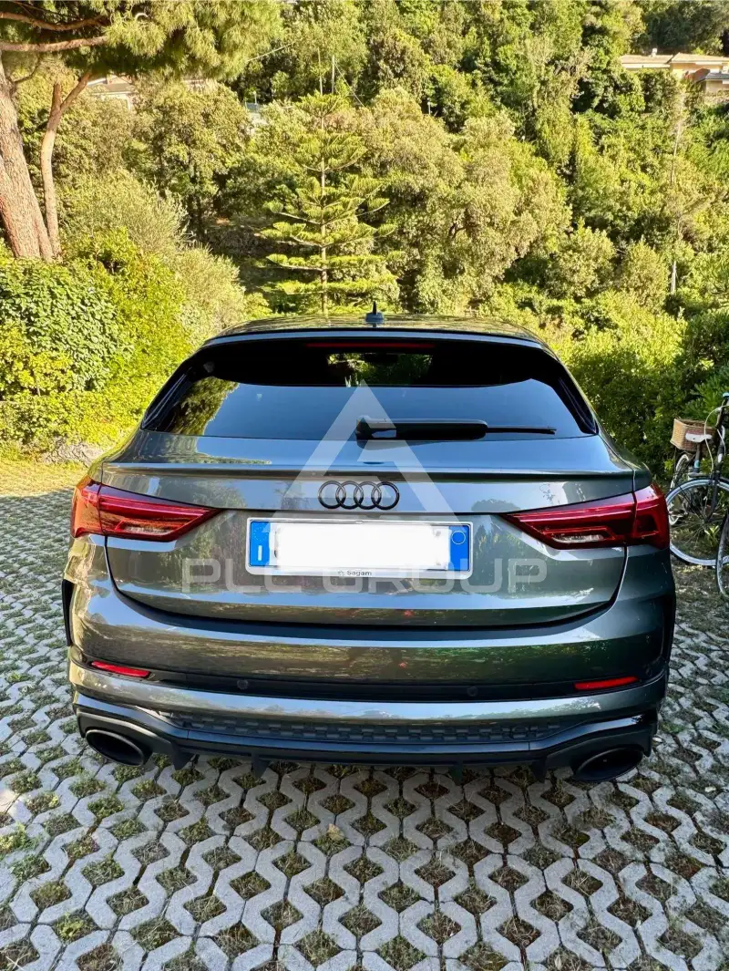 2022 Audi RSQ3