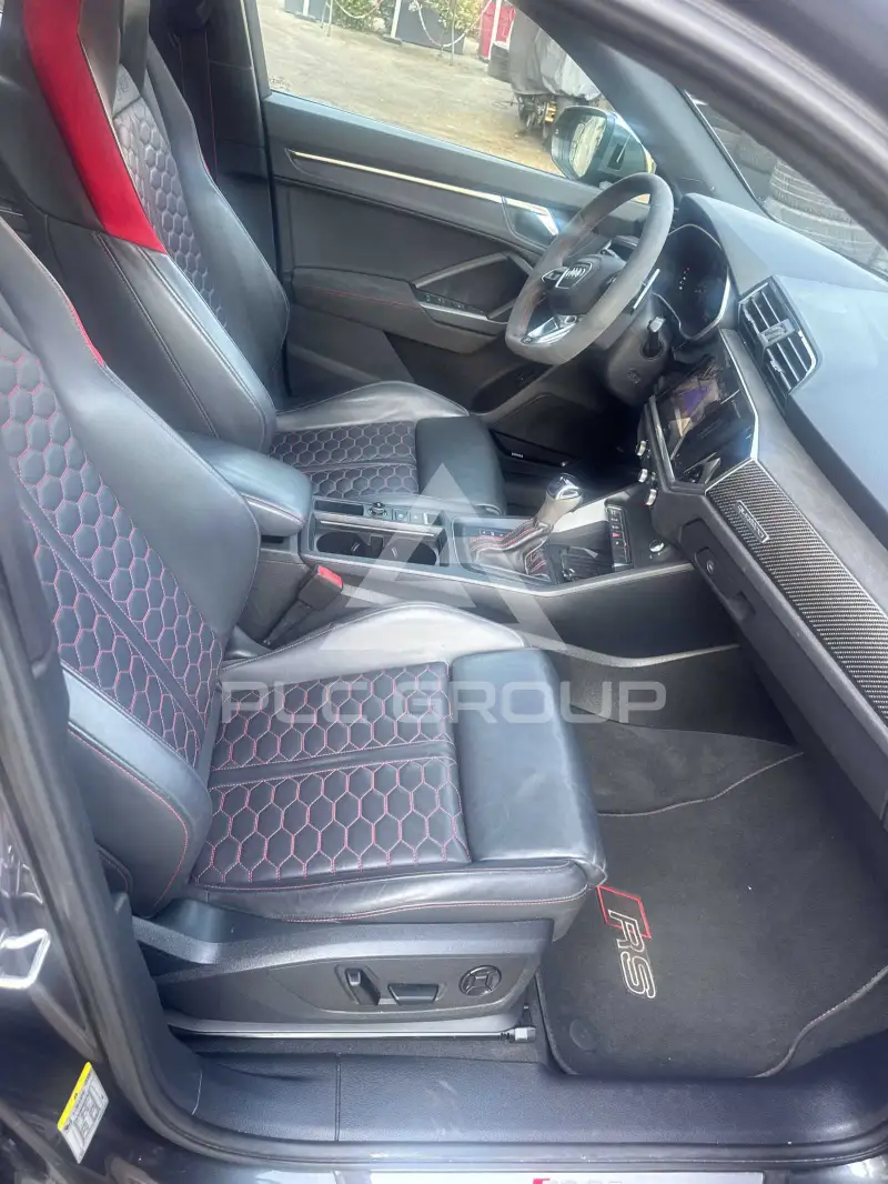 2022 Audi RSQ3