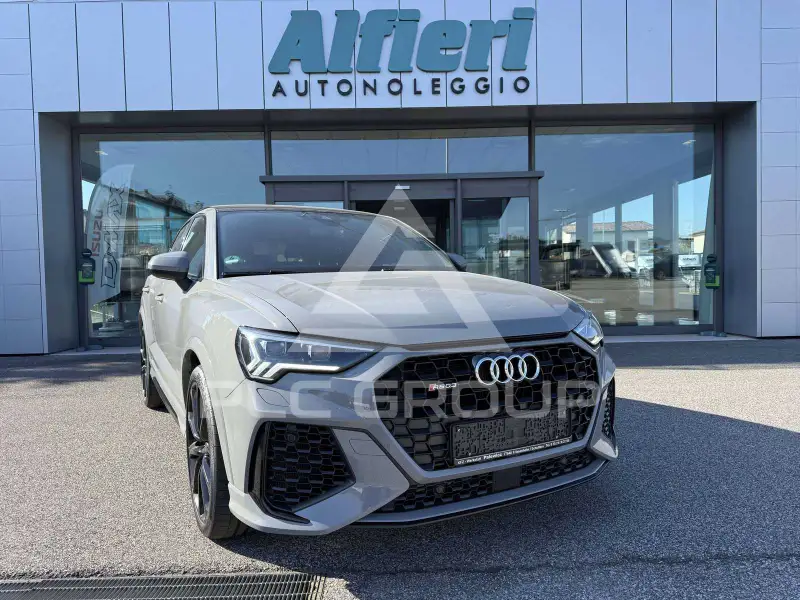 2022 Audi RSQ3
