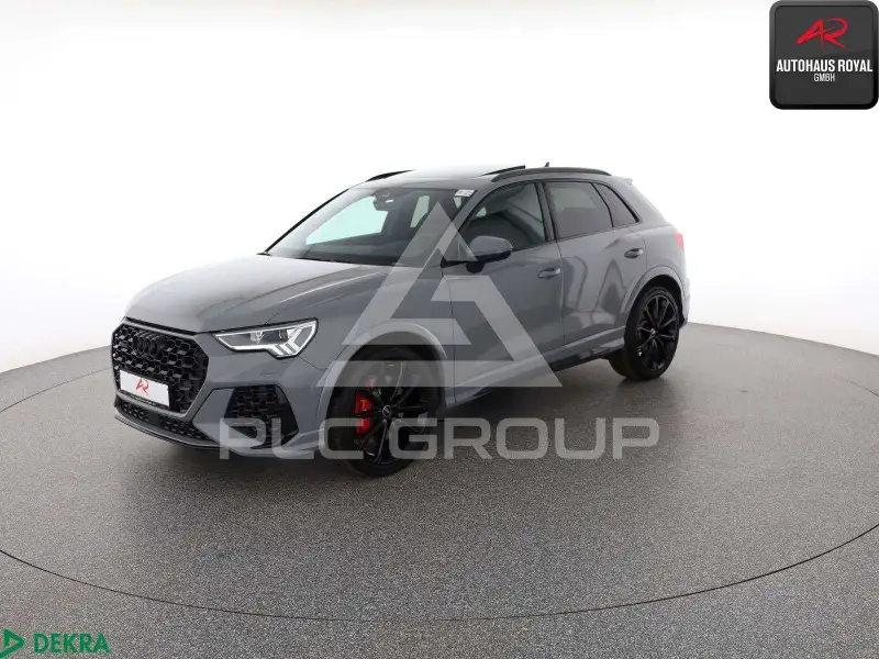 2022 Audi RSQ3