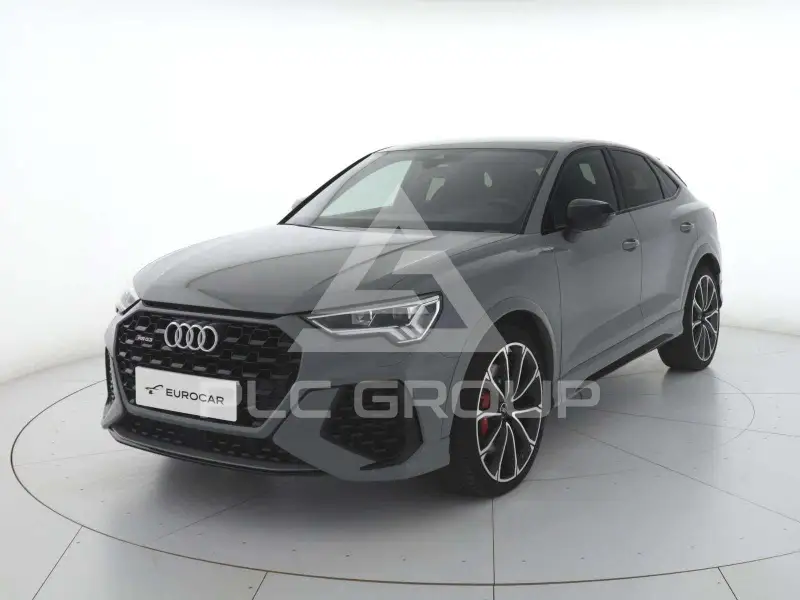 2022 Audi RSQ3