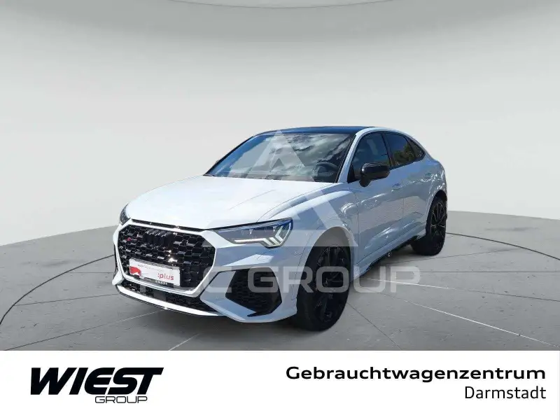 2022 Audi RSQ3