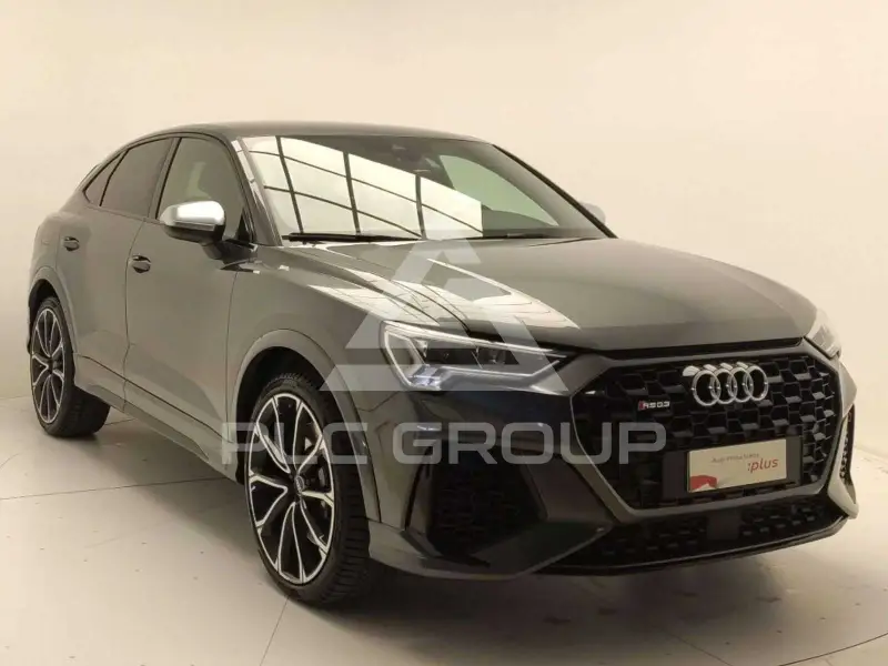 2022 Audi RSQ3