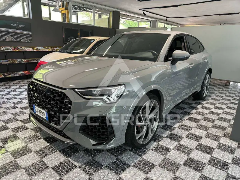 2022 Audi RSQ3