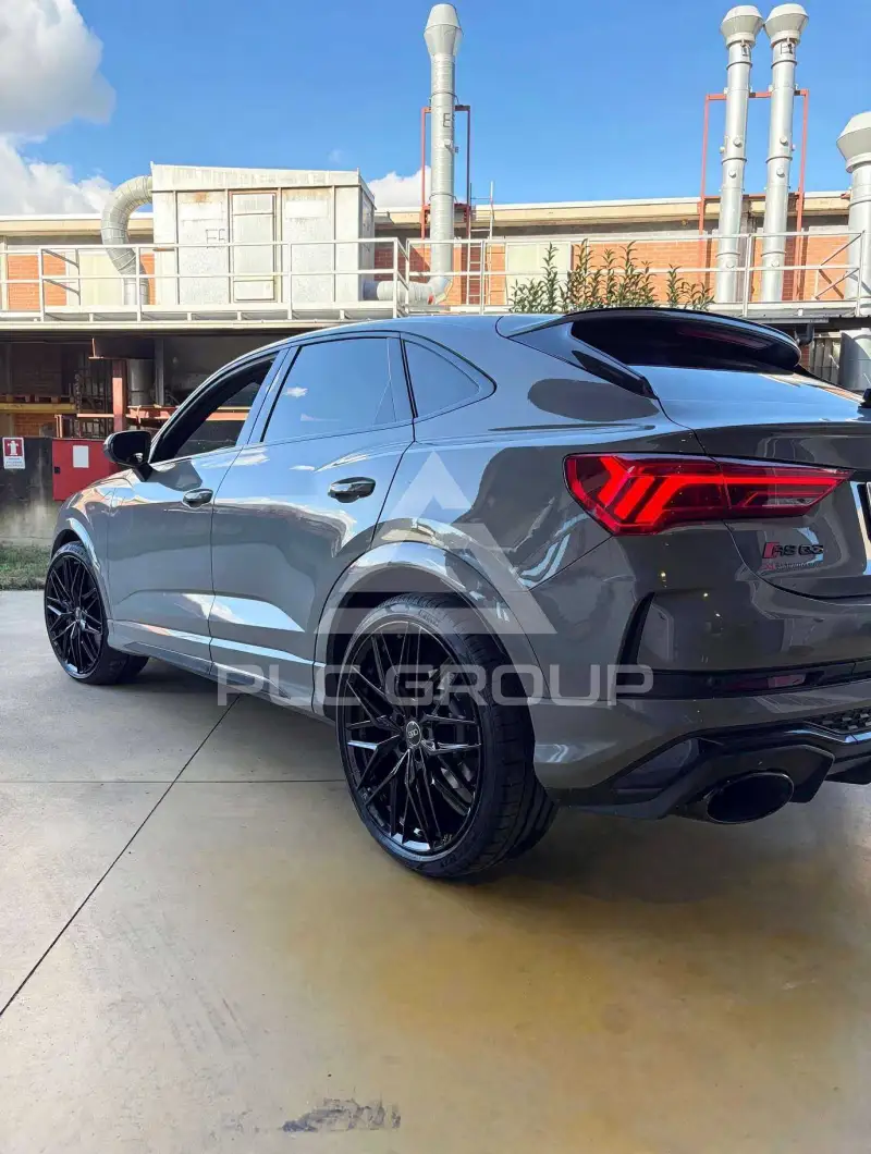 2022 Audi RSQ3