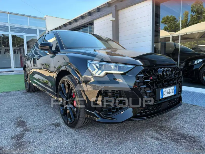 2022 Audi RSQ3