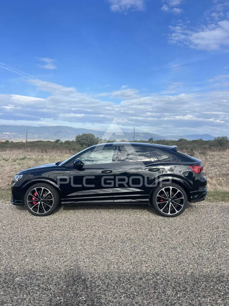 2022 Audi RSQ3