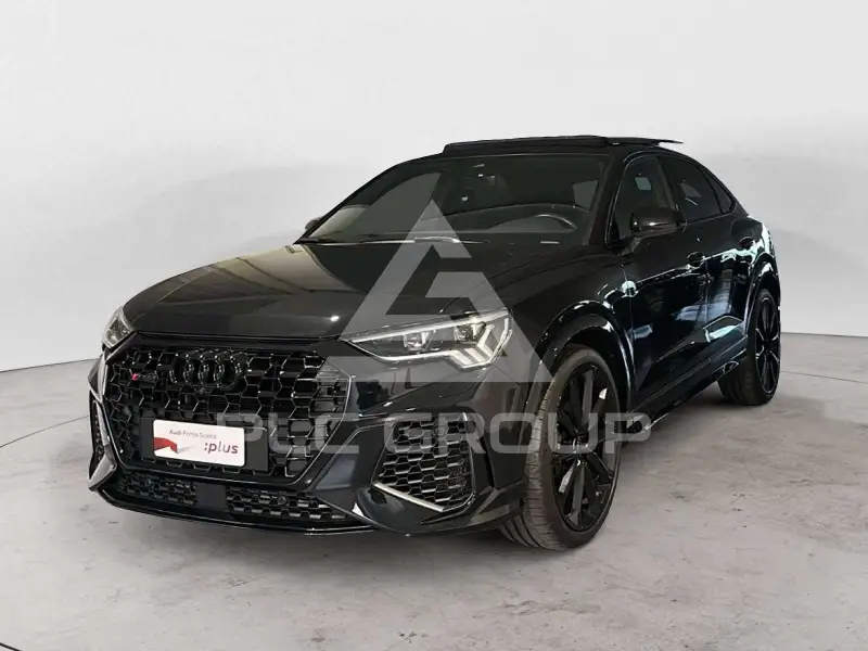 2022 Audi RSQ3