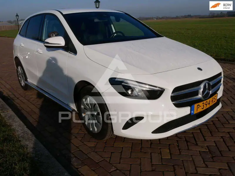 2022 Mercedes Benz B 200