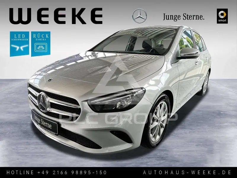 2022 Mercedes Benz B 200