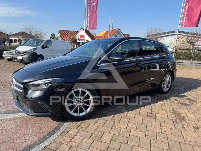 2022 Mercedes Benz B 200