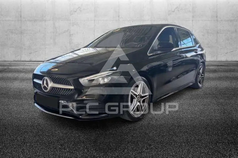 2022 Mercedes Benz B 200