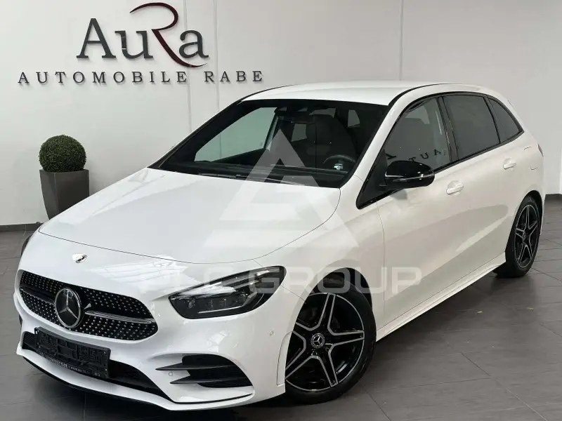 2022 Mercedes Benz B 200