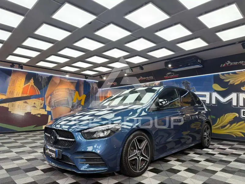 2022 Mercedes Benz B 200