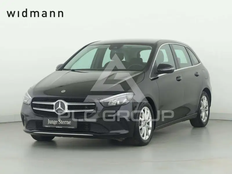 2022 Mercedes Benz B 200