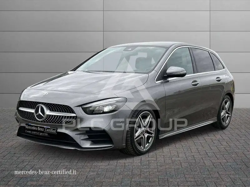 2022 Mercedes Benz B 200
