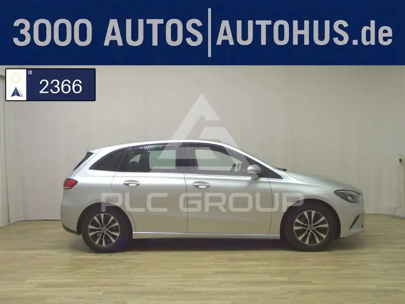2022 Mercedes Benz B 200