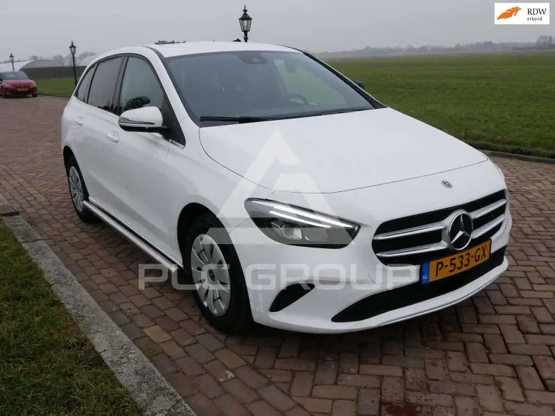 2022 Mercedes Benz B 200