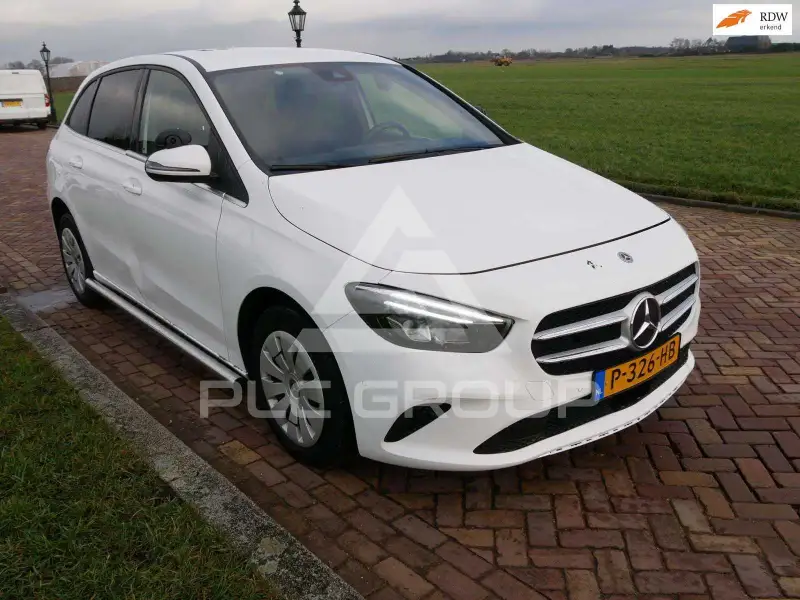 2022 Mercedes Benz B 200