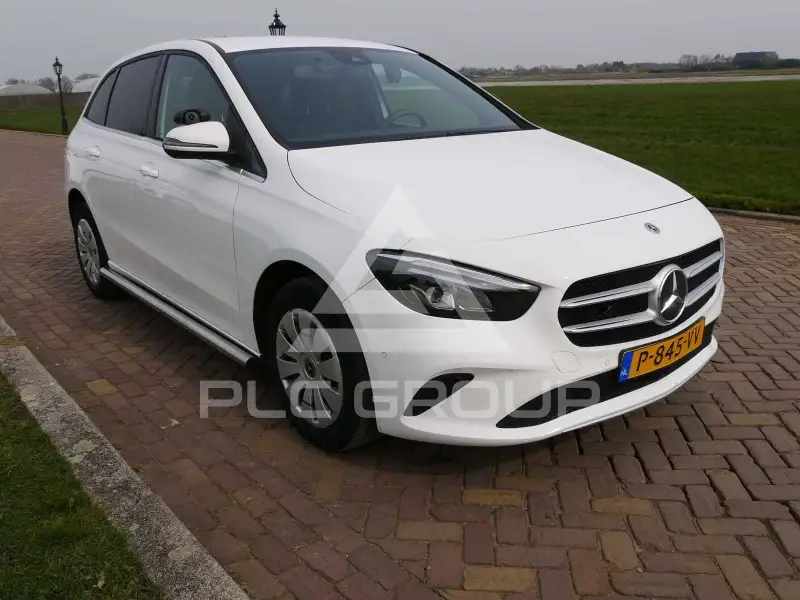 2022 Mercedes Benz B 200