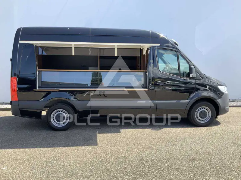 2022 Mercedes Benz Sprinter