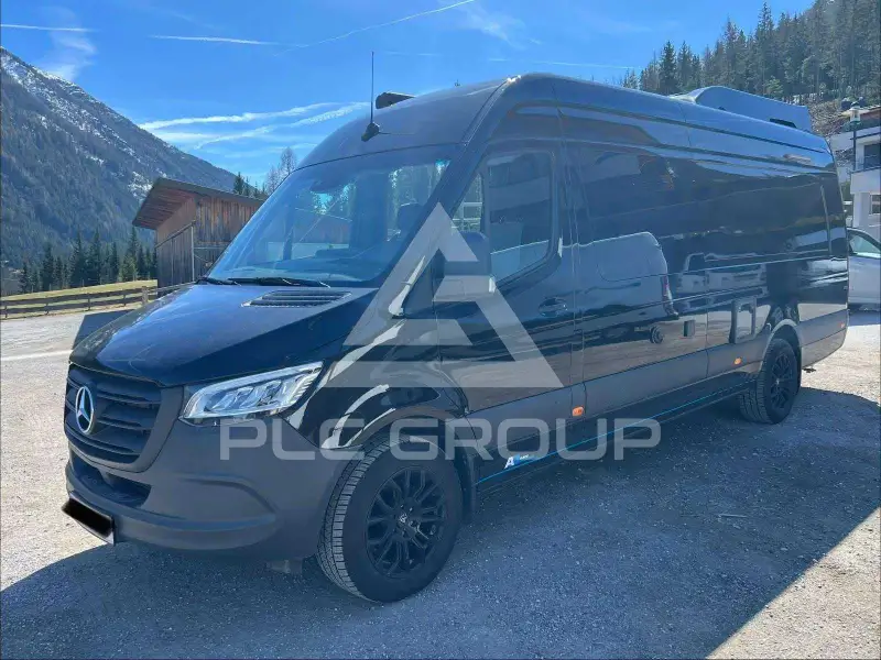 2022 Mercedes Benz Sprinter