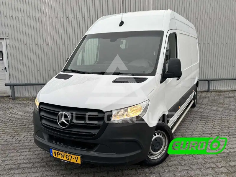 2022 Mercedes Benz Sprinter
