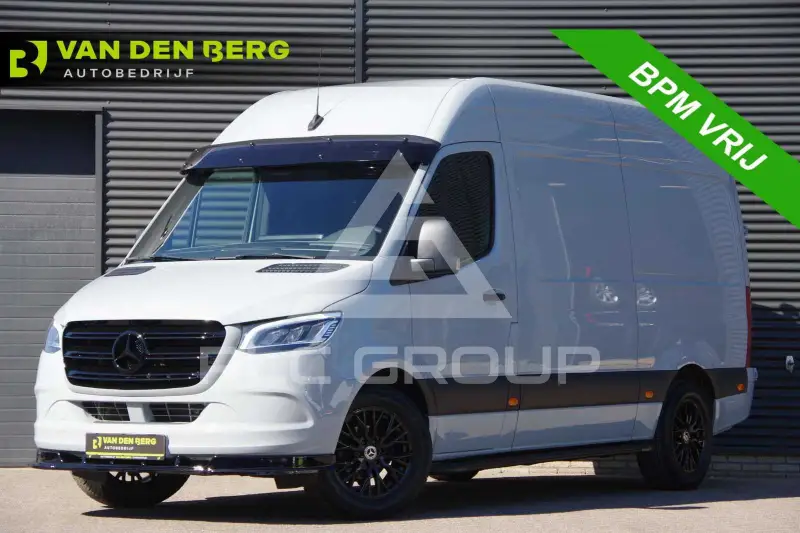 2022 Mercedes Benz Sprinter