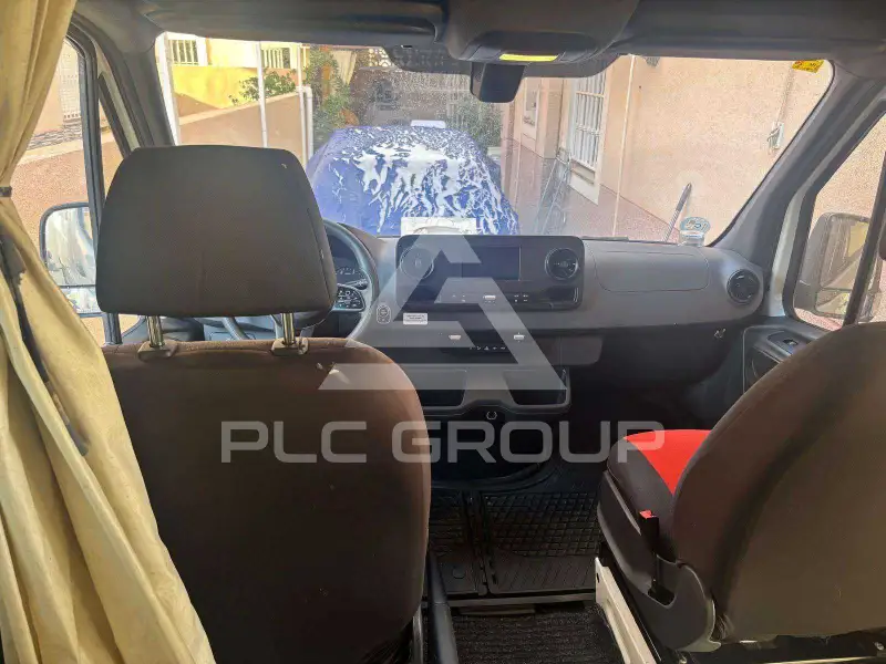 2022 Mercedes Benz Sprinter