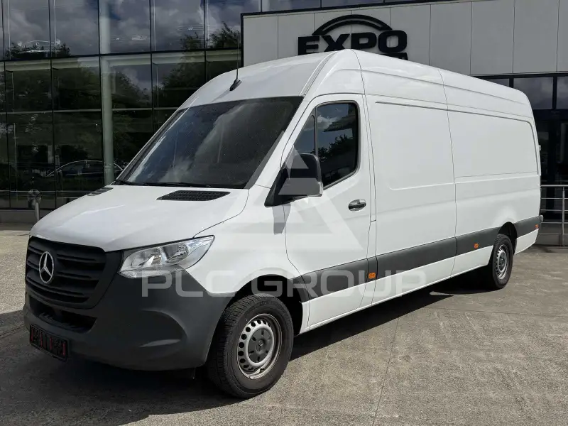 2022 Mercedes Benz Sprinter