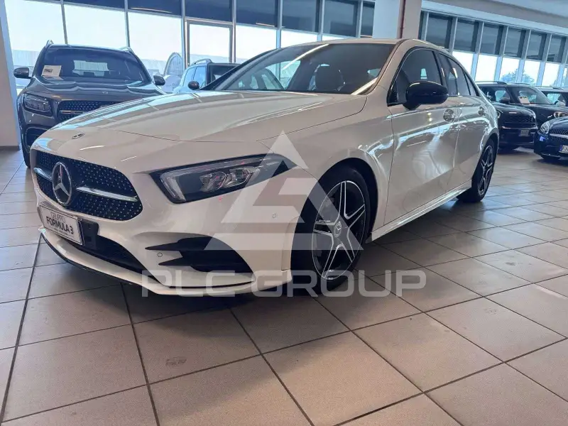 2022 Mercedes Benz A 180