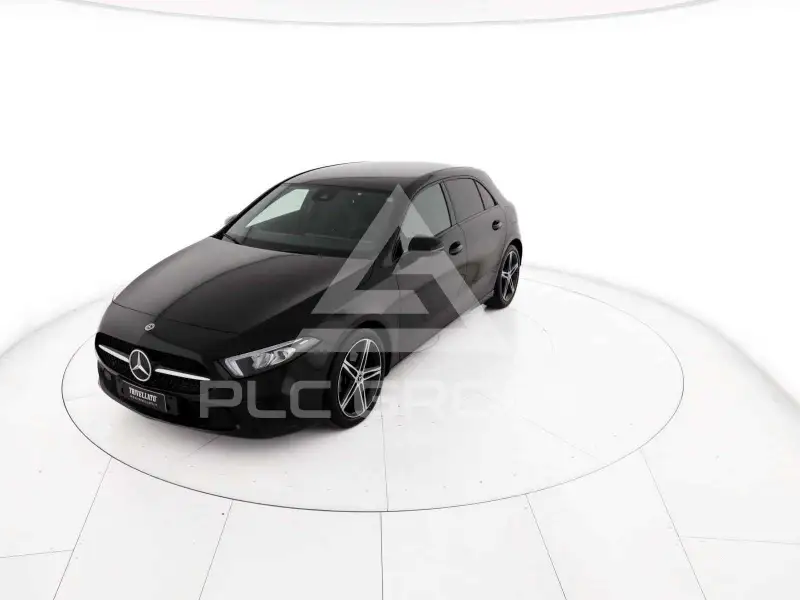 2022 Mercedes Benz A 180
