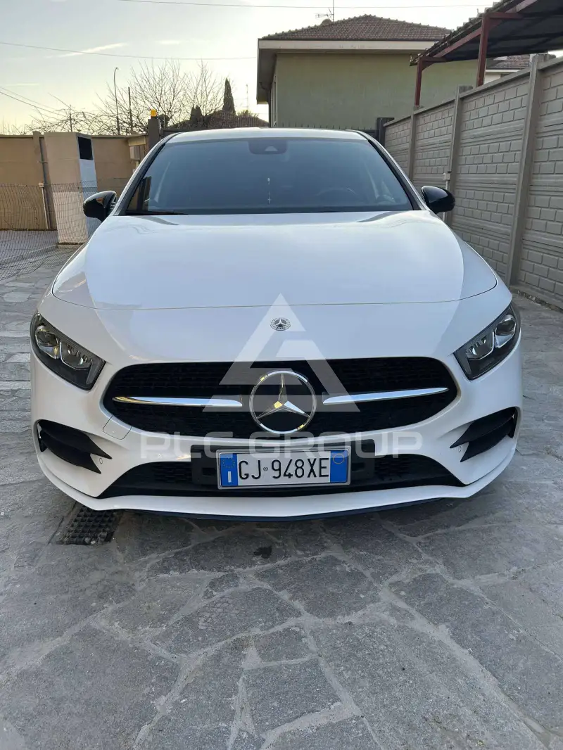 2022 Mercedes Benz A 180