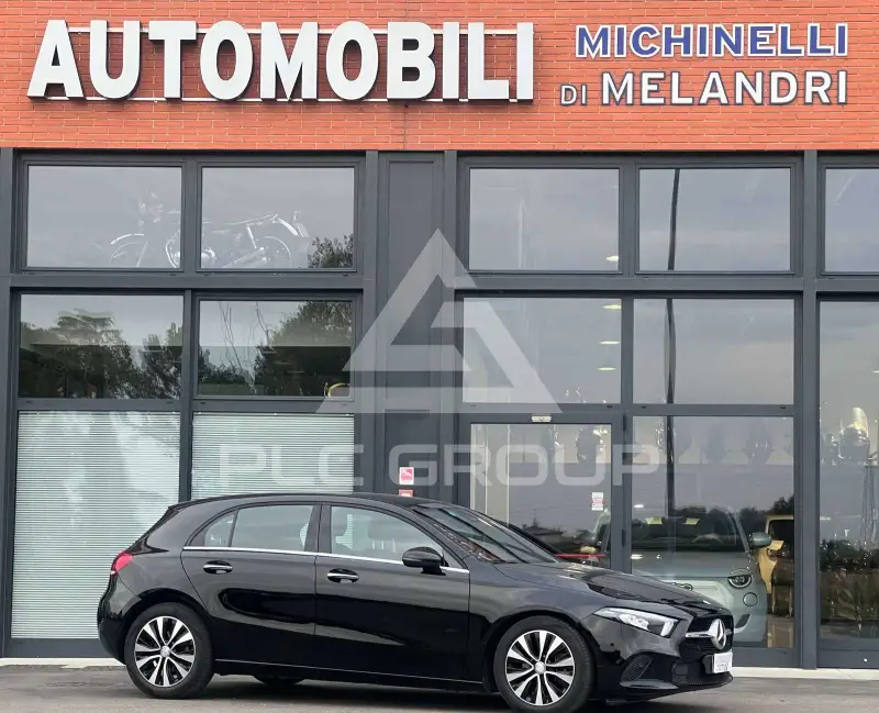 2022 Mercedes Benz A 180