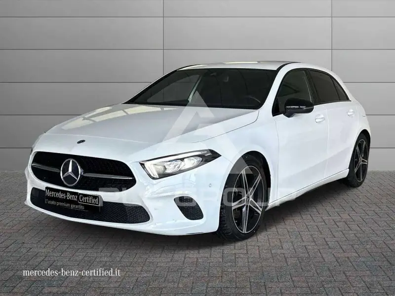 2022 Mercedes Benz A 180