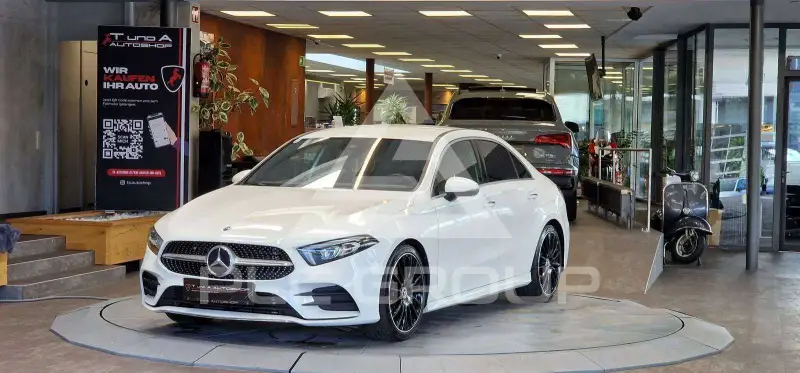 2022 Mercedes Benz A 200