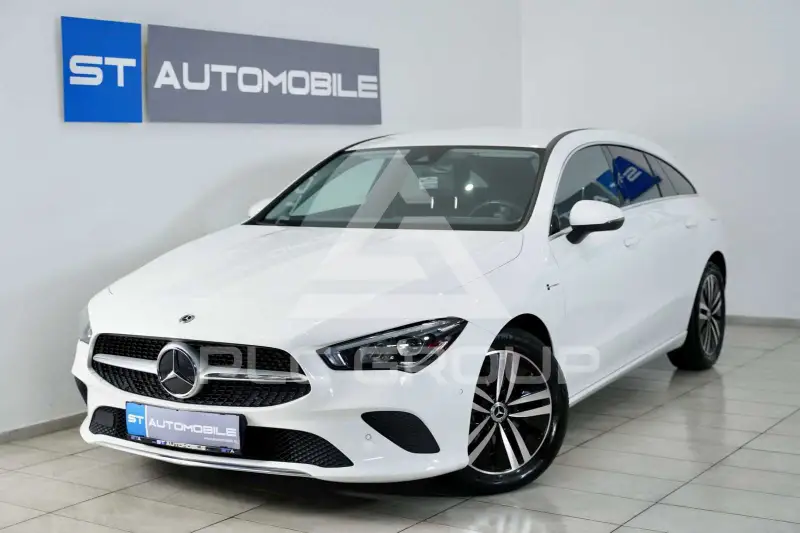 2022 Mercedes Benz CLA 200