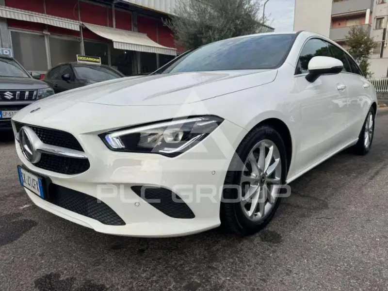 2022 Mercedes Benz CLA 200