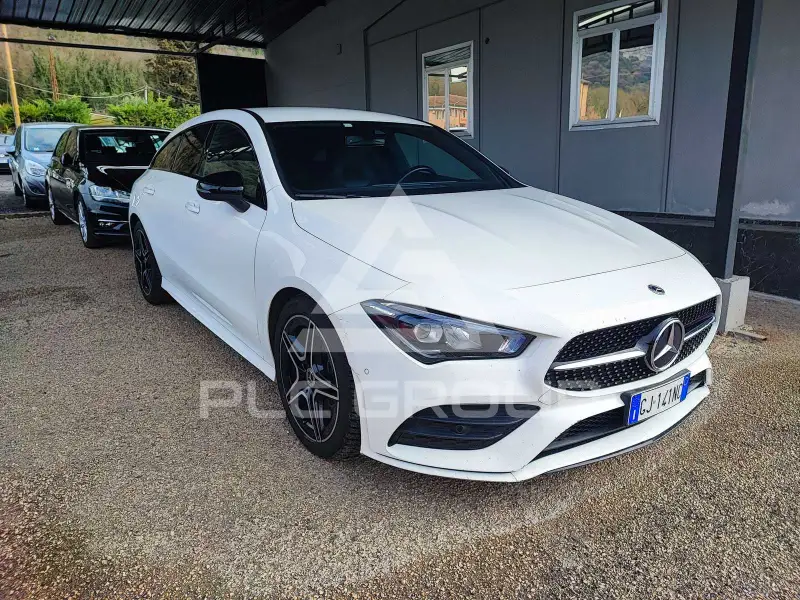 2022 Mercedes Benz CLA 200