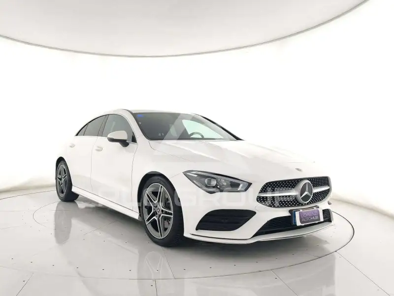 2022 Mercedes Benz CLA 200