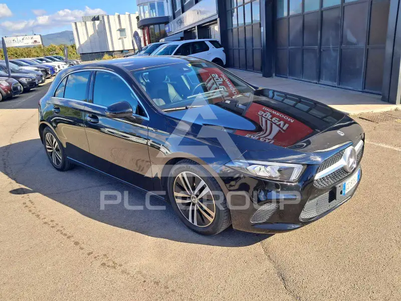 2022 Mercedes Benz A 180