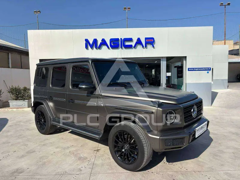 2022 Mercedes Benz G 400
