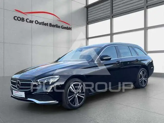 2022 Mercedes Benz E 400