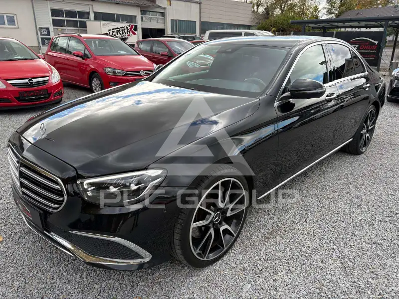 2022 Mercedes Benz E 400