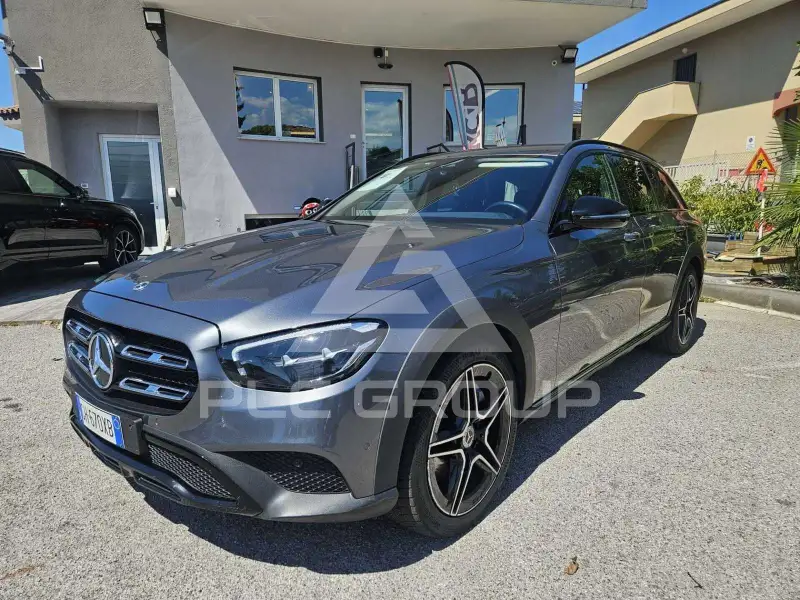 2022 Mercedes Benz E 400